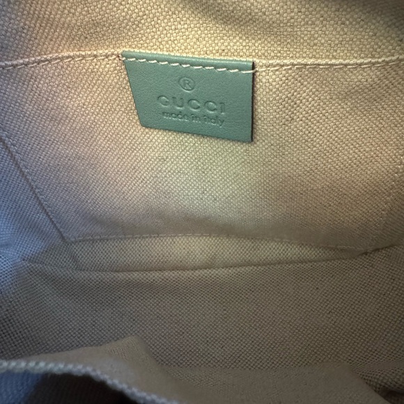 GUCCI Microguccissima Crossbody Disco Bag, light blue and gold - Picture 6 of 14